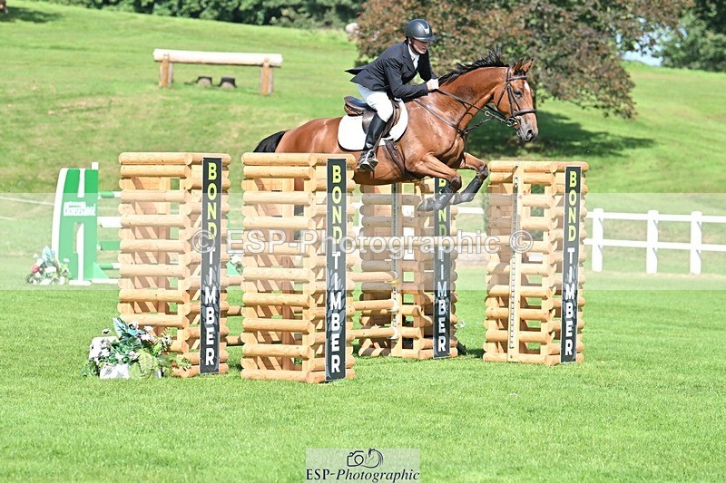 230909-111706-05127 - Cls 11 Snr Foxhunter & 1.20m Open