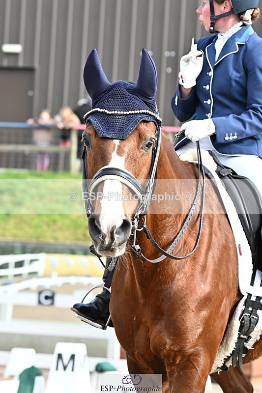 240218A-130401-07526 - 129-Caroline.Baker-Phenomenon.I