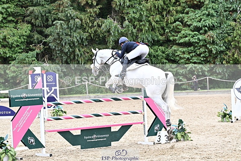 250524A-133353-11689 - D-470-Kitty.King-VENDREDI.BIATS