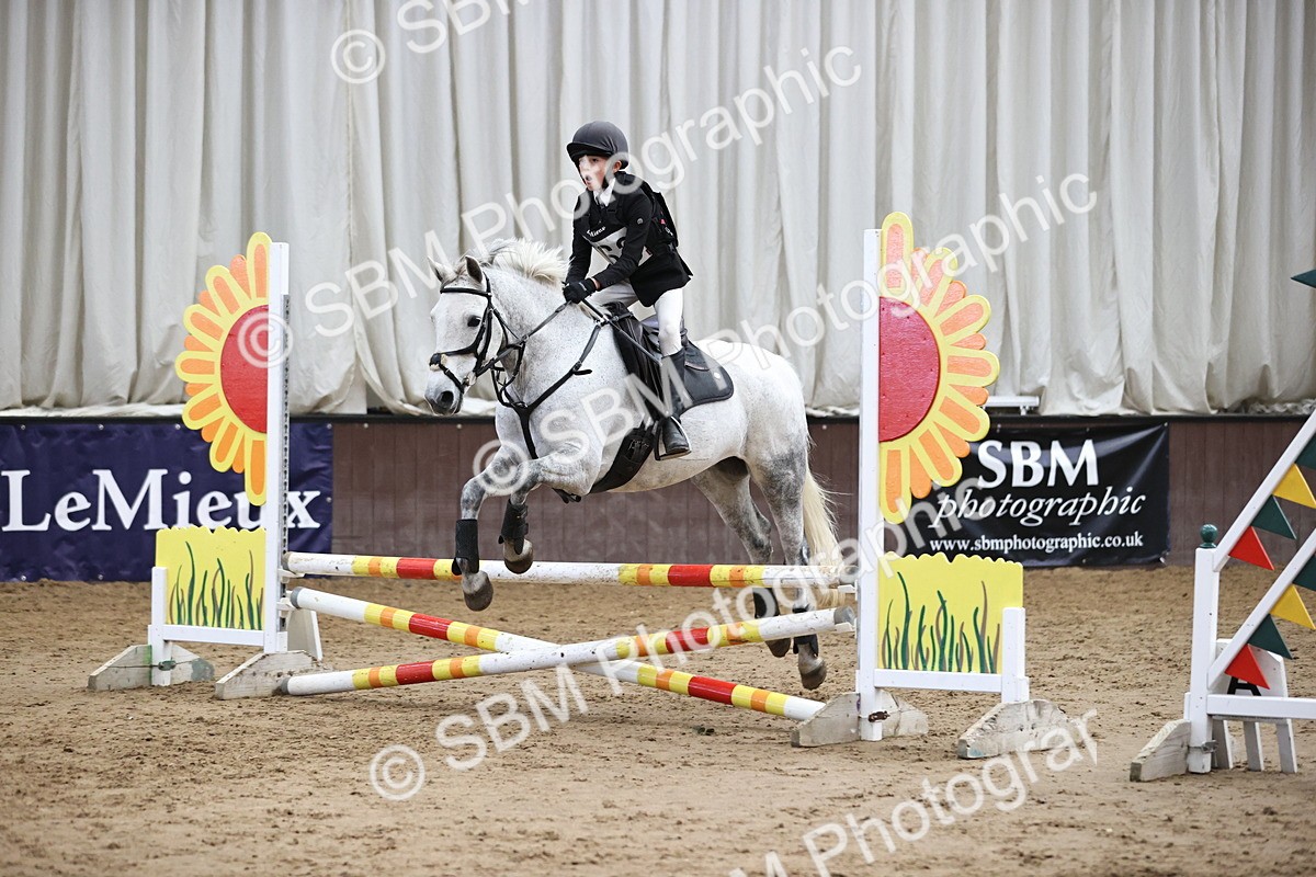 SBM_001653 - Class 5 - Henlow Veterinary Hospital 70cm