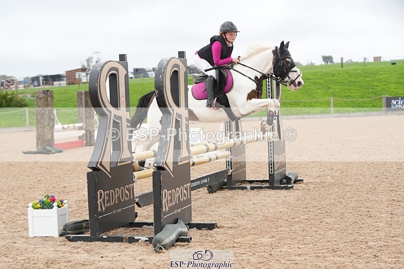 250920-101014-00561 - Cls 5 Pony British Novice and 80cm