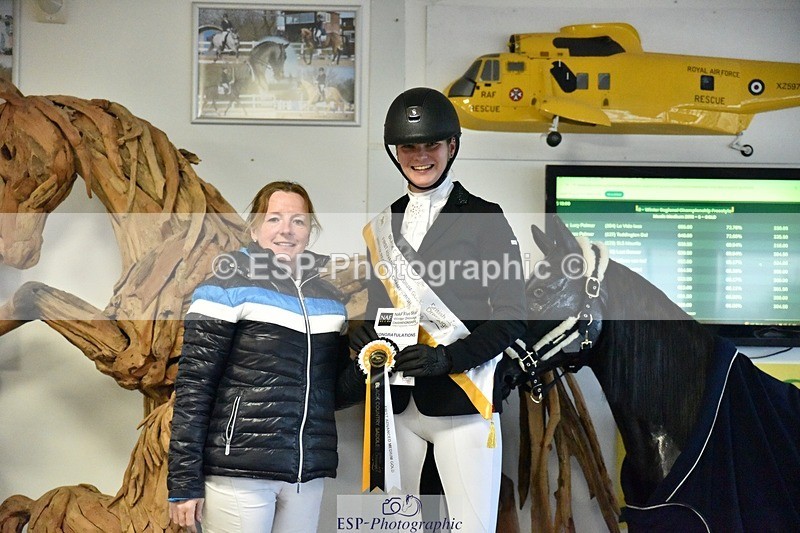 250214-153920-02629 - Advanced Medium Gold Presentations