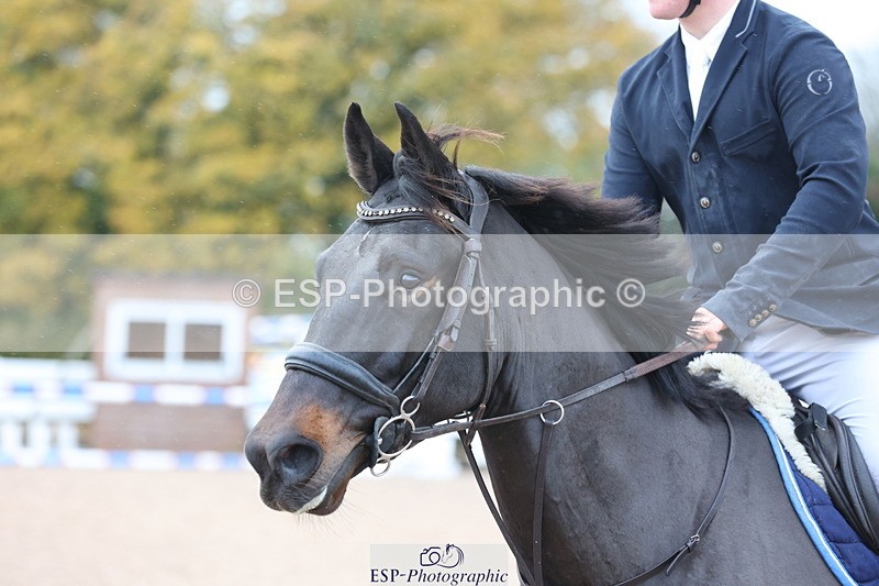 231112A-123715-04090 - Cls 19 Snr 1.05m Open