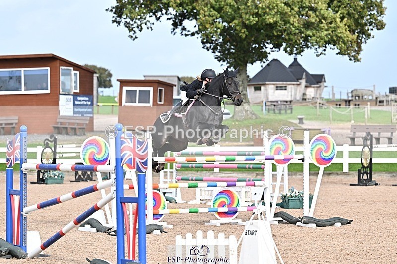 251004-160338-02388 - Cls 11+12 National 1.30m and 1.40m