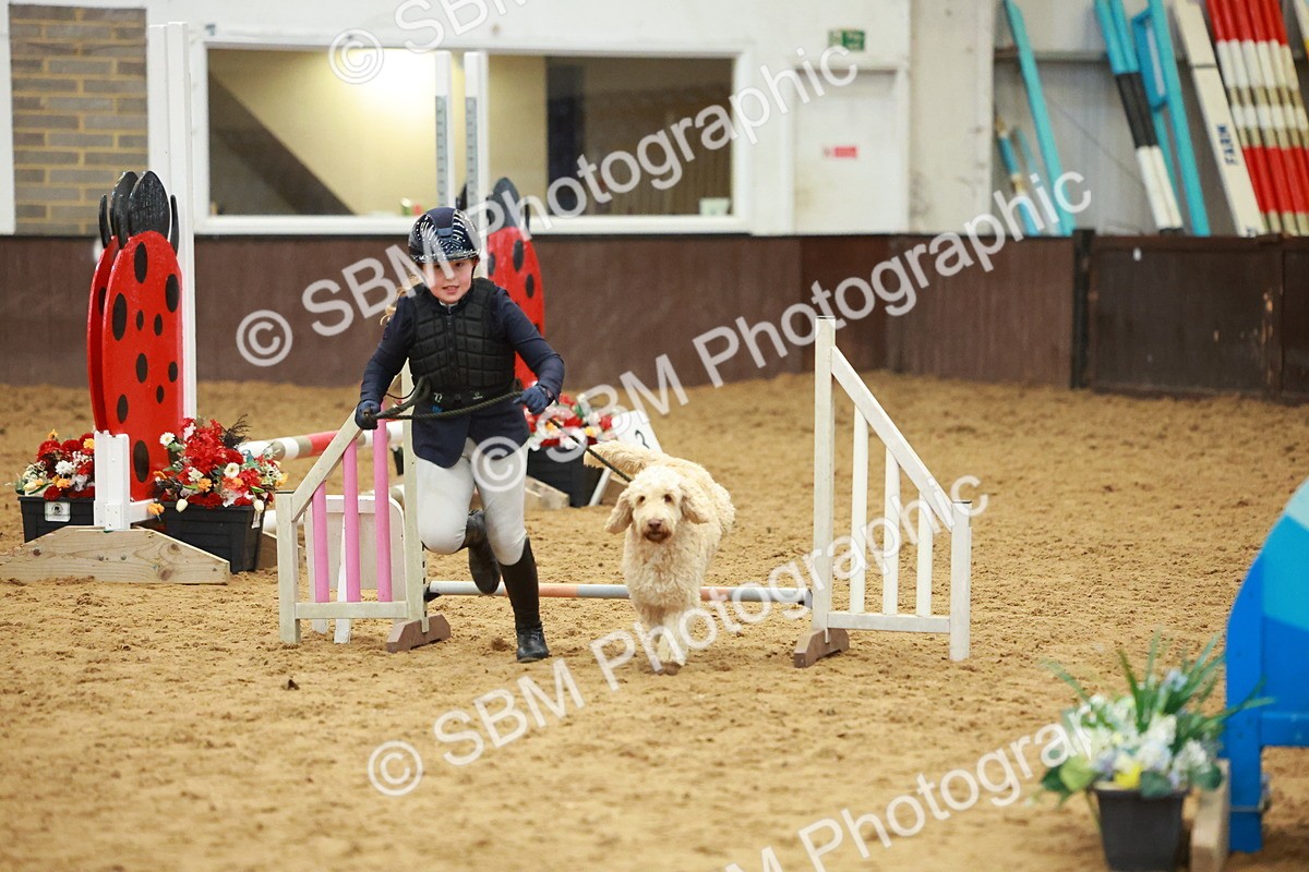 SBM_002166 - Class 3 - Horse & Hound (60cm)