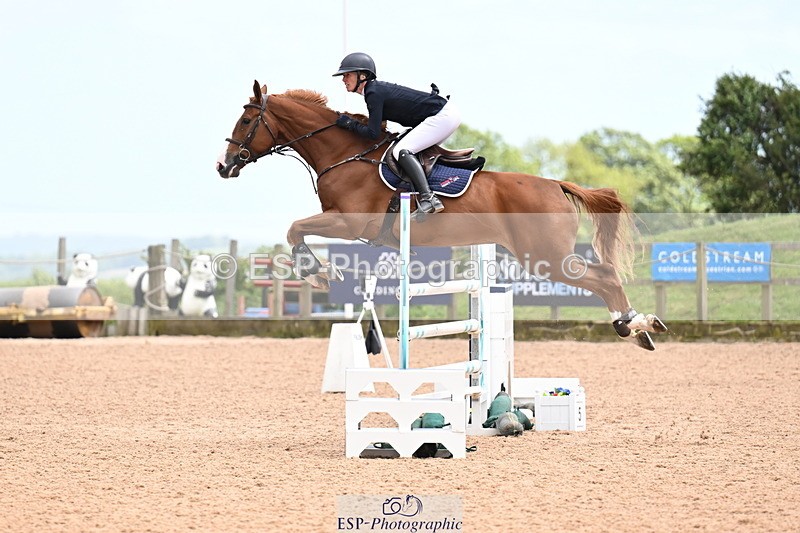 260513B-144556-01173 - Cls 6 Snr Fox and 1.20m Open