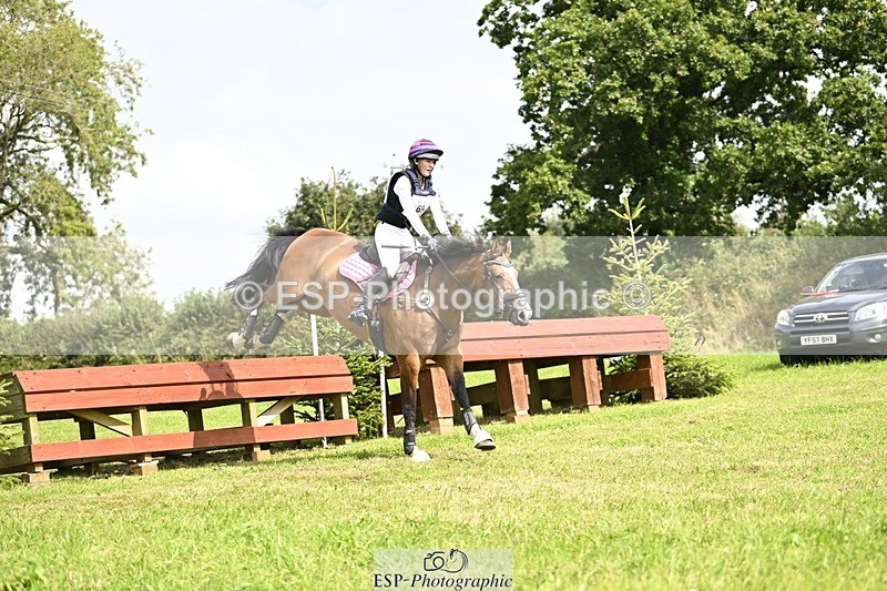 240831A-132950-02613 - 069-Darcey.Cutts-KATERINA