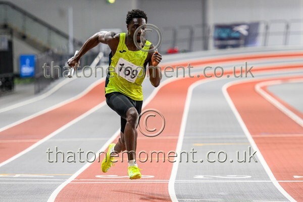 StudInd-916045 - Track Male Set Two
