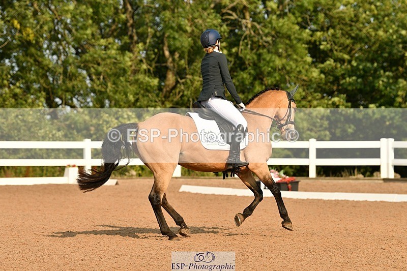 250817-091012-06792 - 065-Nicky.TurriffMyshall.Robby