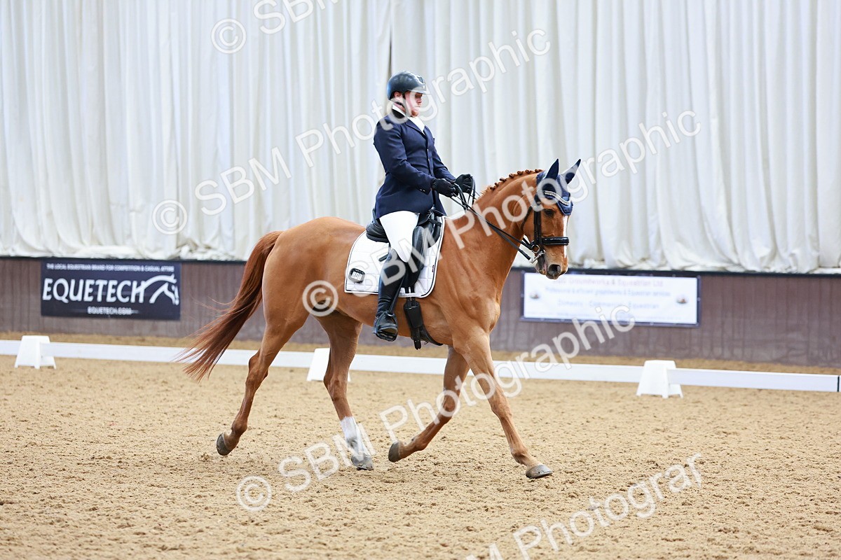 0B8A4393 - Class 7 - E4