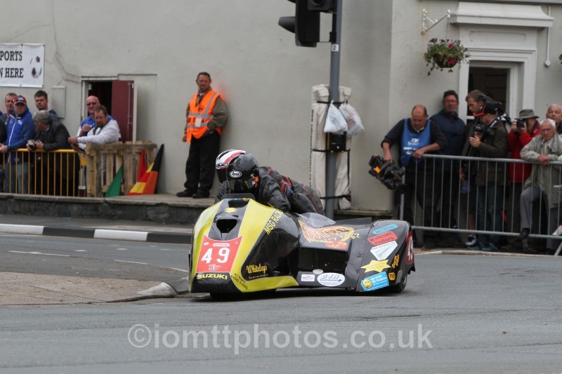 Mark Saunders & Kevin Jones - Sure Sidecar Race 2
