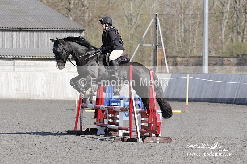 _EST0912 - Bourne Valley Riding Club Winter Showjumping 27/03/22