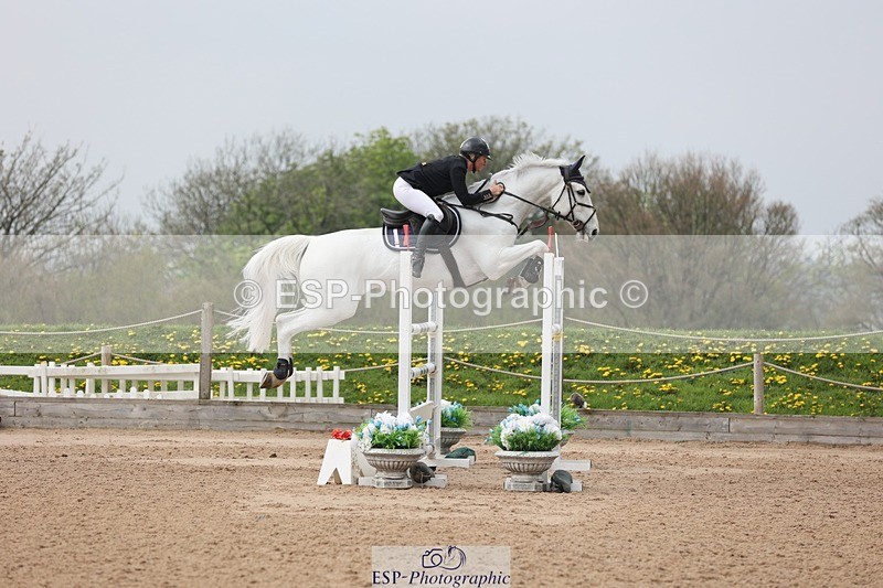 250424-122929-05424 - Cls 1 - 2 Star Small Tour