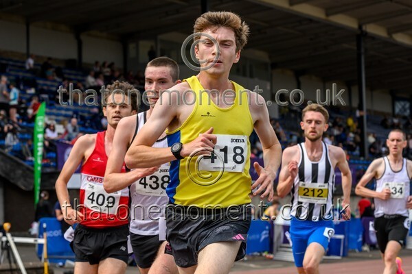 Sen25SUN-916546 - Track Male