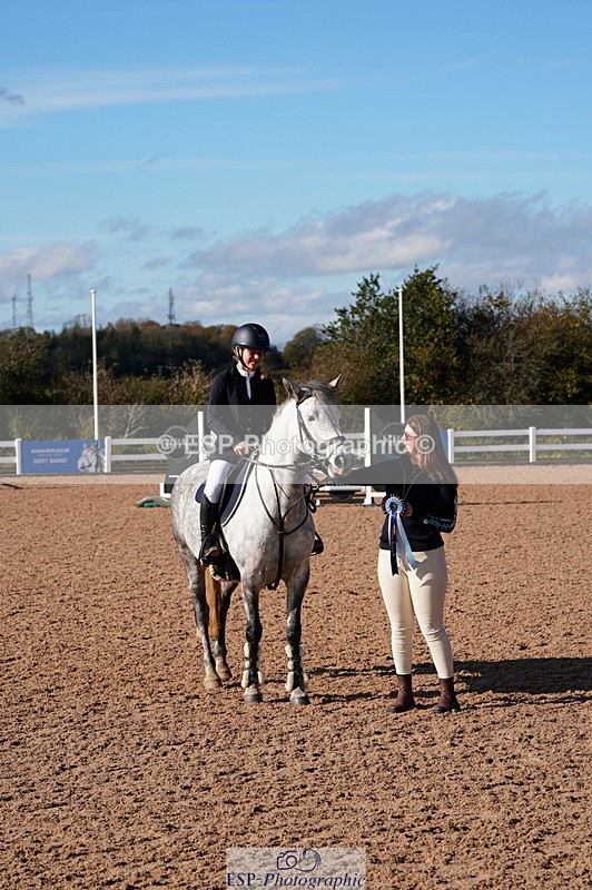 241027A-121510-02699 - SUN Cls 6 Pony Newcomers and 1m Open