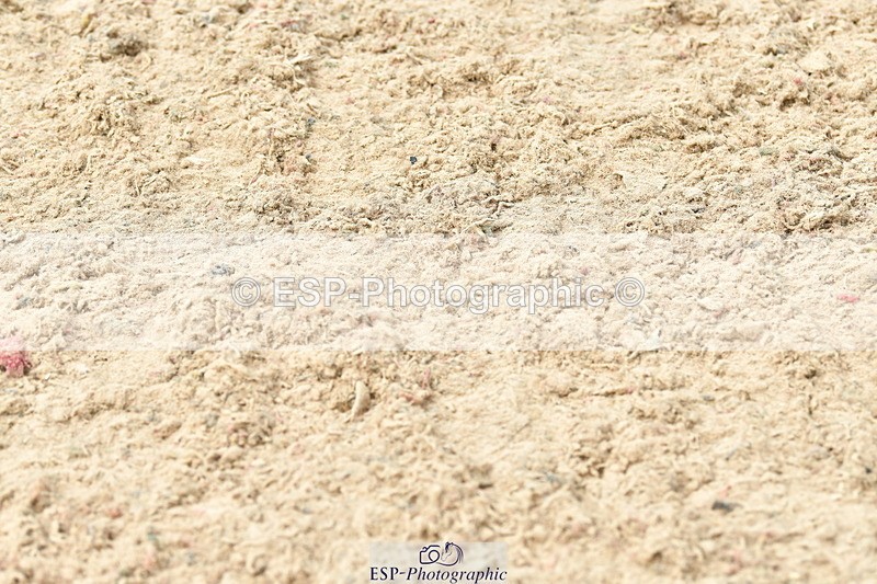 230721A-144913-07114 - Cls 22, 1 Star Gold 1.30m