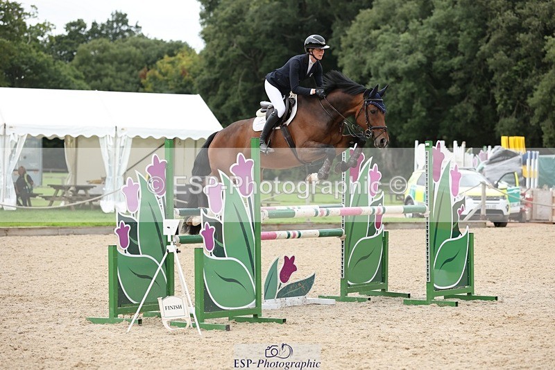 240817-153830-02321 - 06A Snr Fox 1.20m open