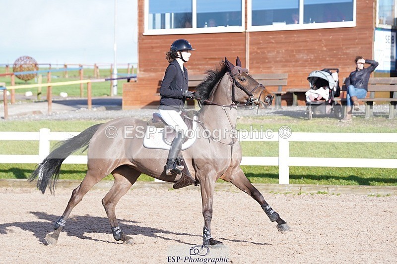 250222-152838-02469 - Cls 15 Foxhunter and 1.20m Open