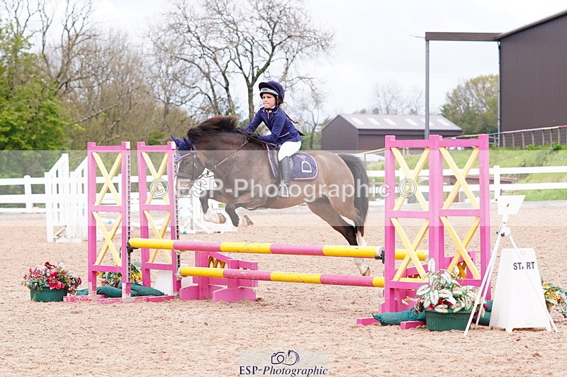 240506A-141310-09442 - Cls 17 Club 60cm