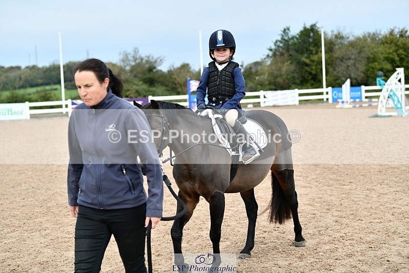 241013B-102821-00381 - Cls 2c 40cm Lead Rein