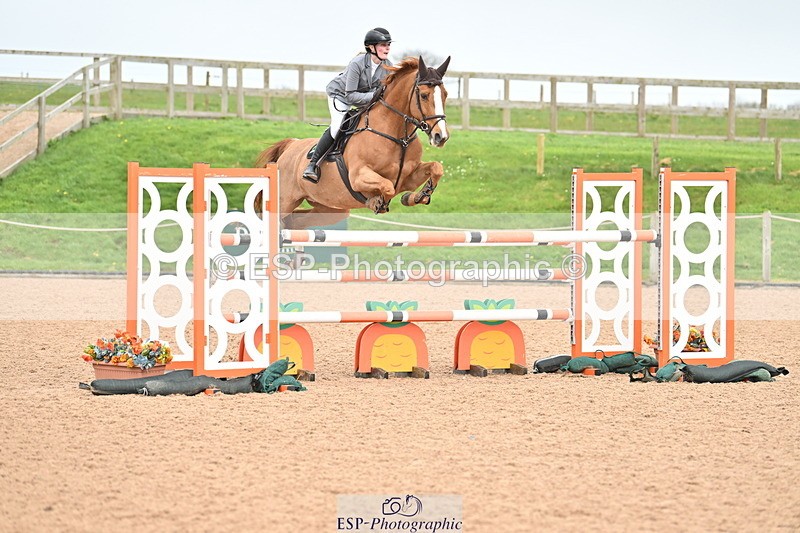 240405A-141412-01898 - Cls 5 National 1.30m Open