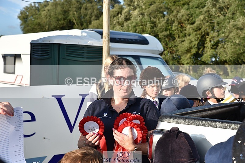 230824-182330-07068 - Thursday 40 and 50cm Presentations