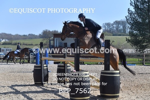 BPP_7562 - CLASS 6  Senior Foxhunter/ 1.20m Open