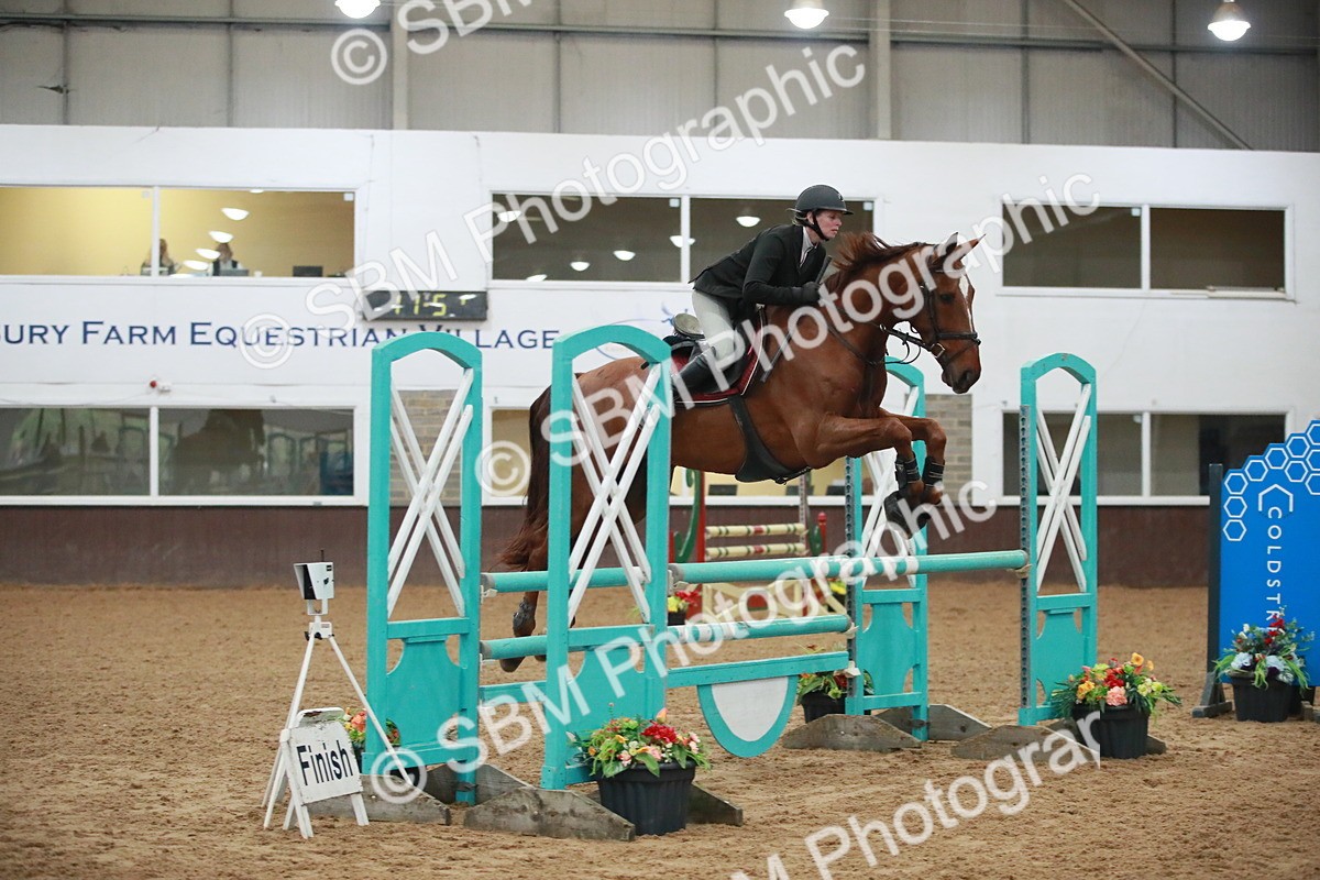 SBM_001112 - Class 4 - Senior Newcomers - 1.10m Open