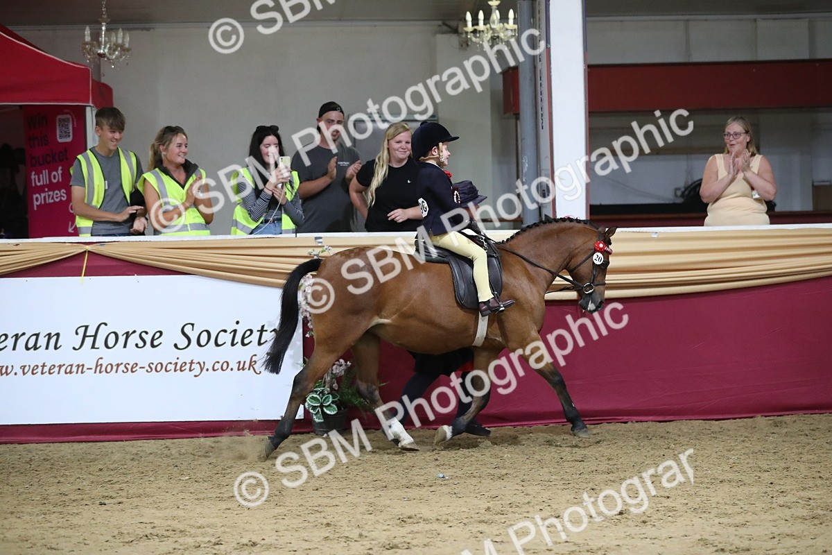 SBM_08507 - Class 11R Regional Ridden Veteran