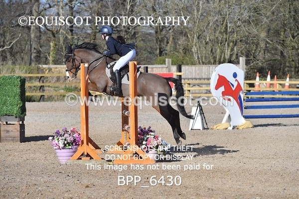 BPP_6430 - CLASS 10 SUN Newcomers/ 1m Open