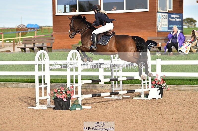 231015A-162528-09332 - Cls 27 1.10m Amateur Q 2nd R