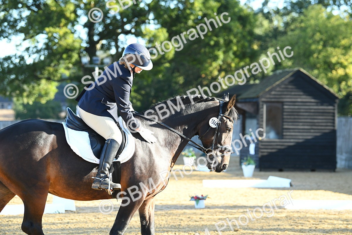 SBM_14398 - D4 - Small Tour Championship - Intro B