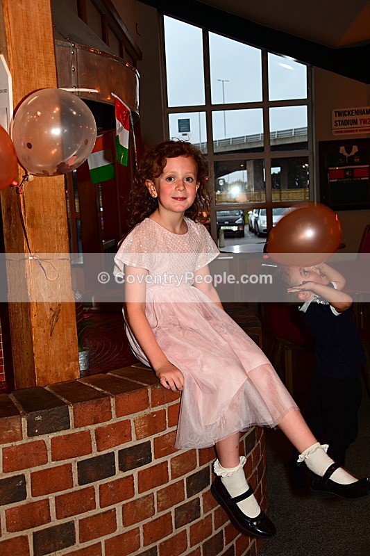 COU-375 - Courtney's 21st