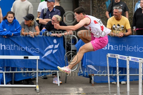 Sen25SUN-917292 - Track Male