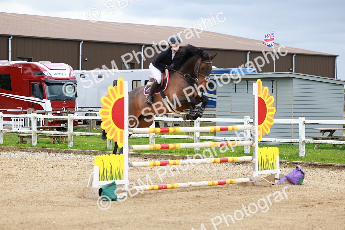 SBM_002575 - Class 11 - Senior Foxhunter - 1.20m
