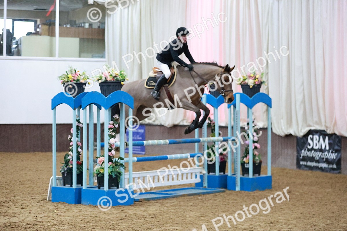 SBM_001004 - Class 4 - Senior Newcomers - 1.10m