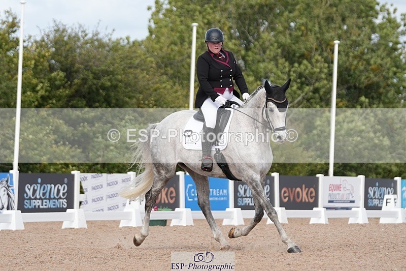 250906-124520-02444 - 071-Emma.ChapmanRoyal.Achiever