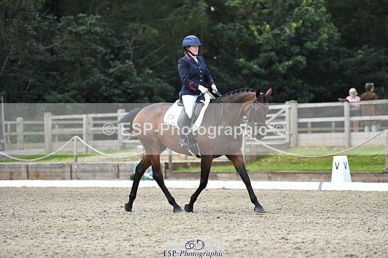 230812-111106-03550 - Cls 6 Novice Silver 10.30 to 11.55 break