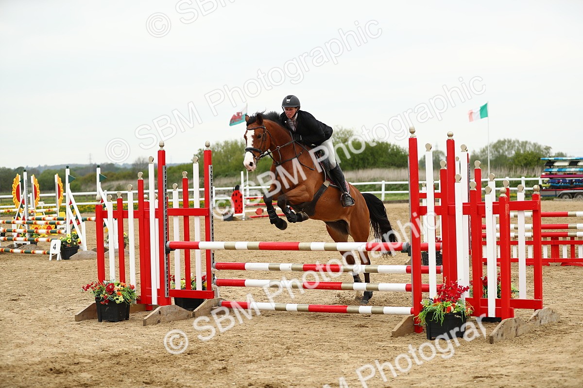 SBM_000622 - Class 2 - Senior British Novice 90cm