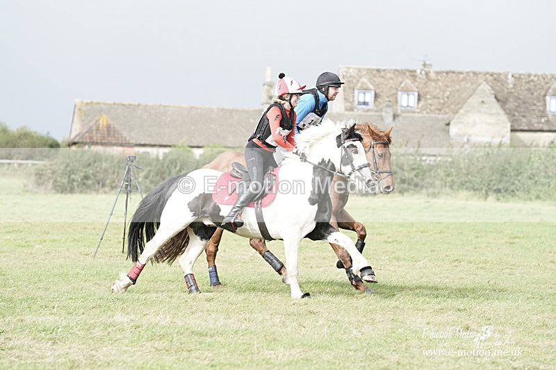  WWHT 031021 3690 - Intermediate Pairs (0.90m) 03/10/21