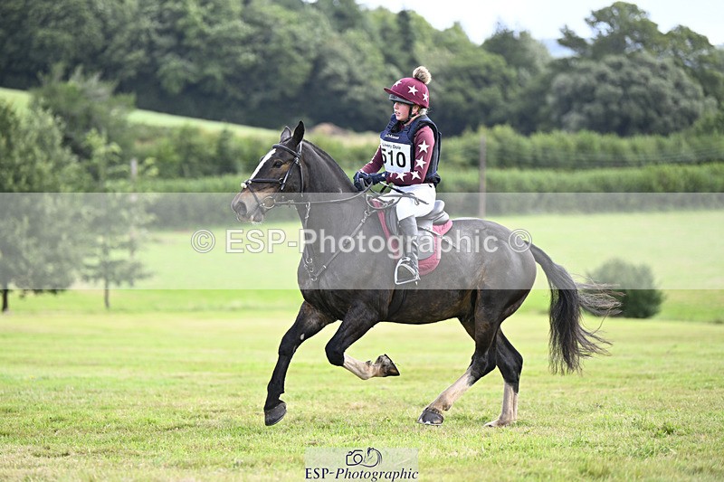 240825X-111459-32473 - 70cm XC 11.00 to 12.00