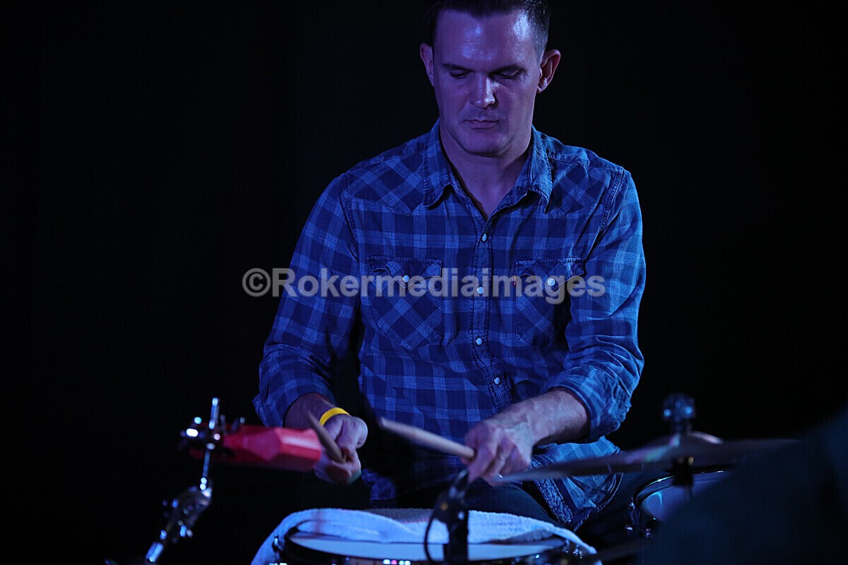 FOLK N BLUES-561 - FOLK and BLUES SEPT 2022