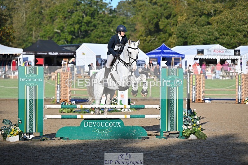 241027-094647-16109 - 386-Sarah.Ulph-COOL.ICE