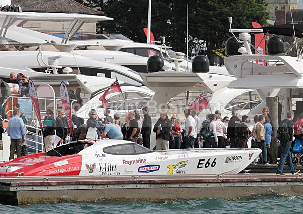 110925 SOUTHAMPTON BOAT SHOW 2011 IMG_6609 - BOAT SHOWS - Southampton 2011