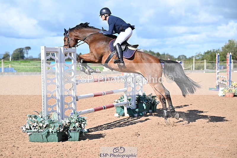 231014A-114638-04483 - Cls 18 Newcomers & 1.10m Open