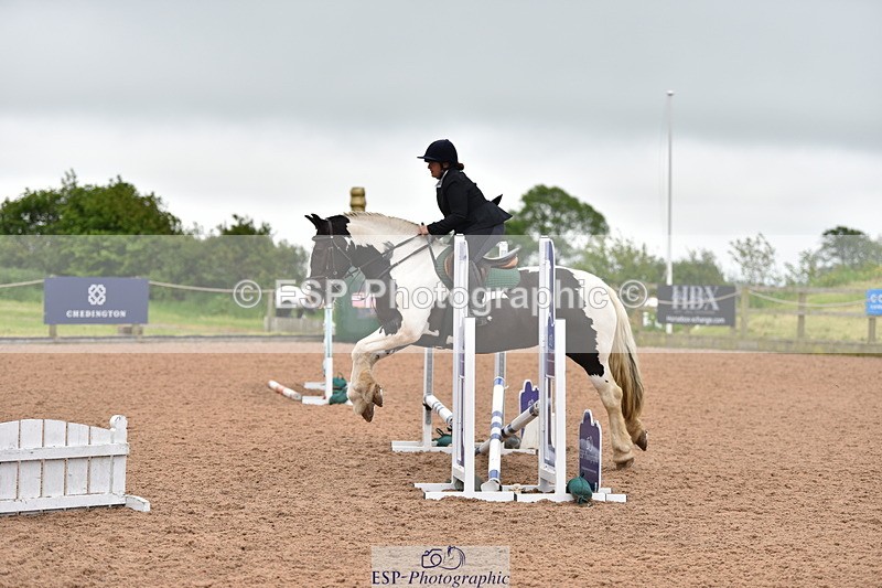 240528A-145850-00071 - 40 & 50cm