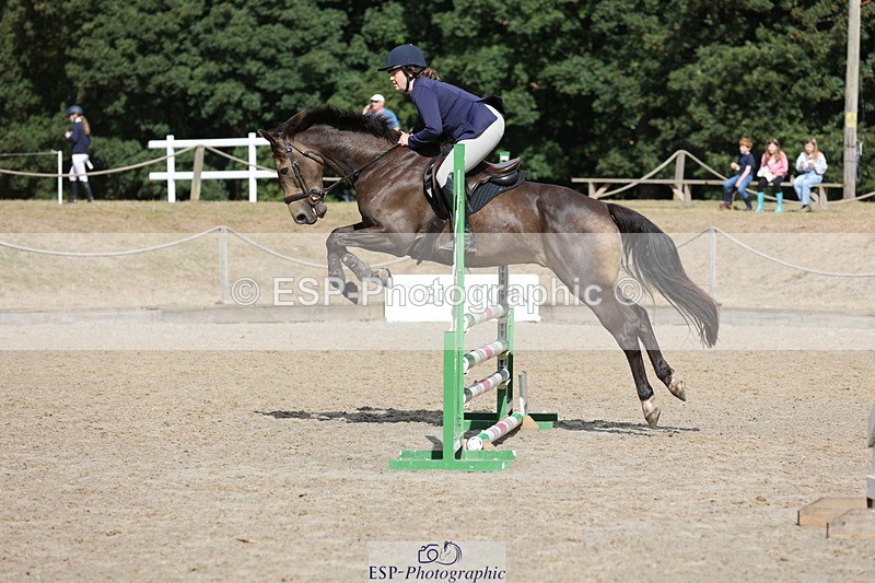 250829A-105416-01242 - Cls 7 British Novice and 90cm
