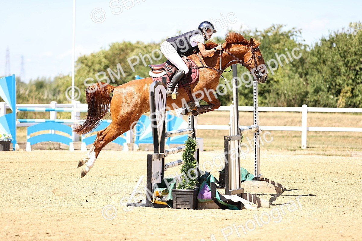 SBM_014554 - Class 15 - Senior Newcomers - 1.10m Open