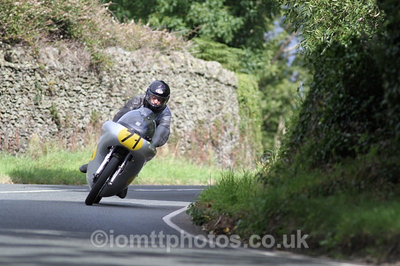 FOM_9470 - Bennetts 500cc Classic TT Race