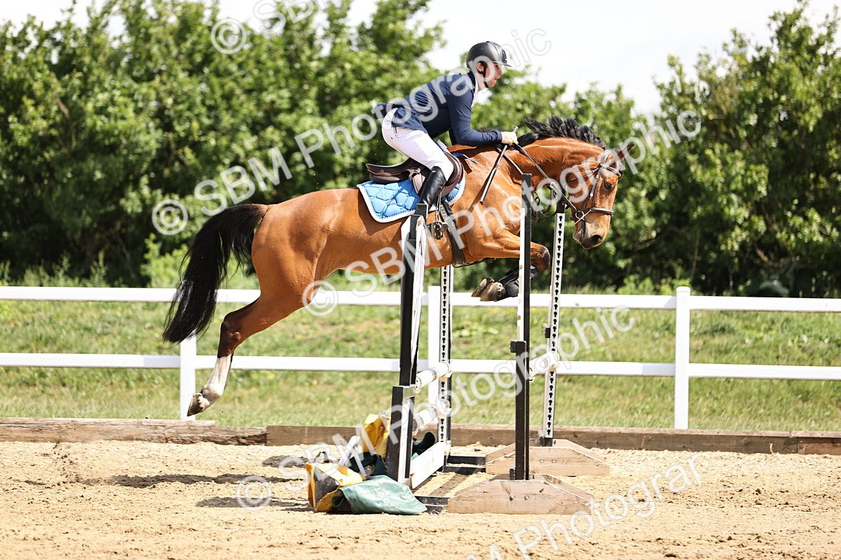 SBM_002327 - Class 9 - Senior British Novice - 90cm